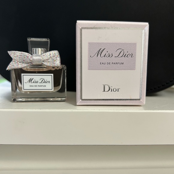 Miss Dior Parfum 100% authentic - Picture 2 of 2